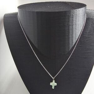 Demdaco Adjustable 20 Inch Sterling Silver Frosted Green Necklace